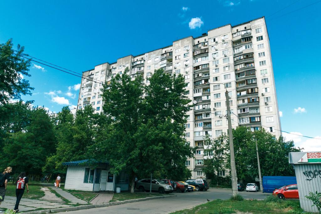 Apartment On Cheliabinska 19 Киев Экстерьер фото