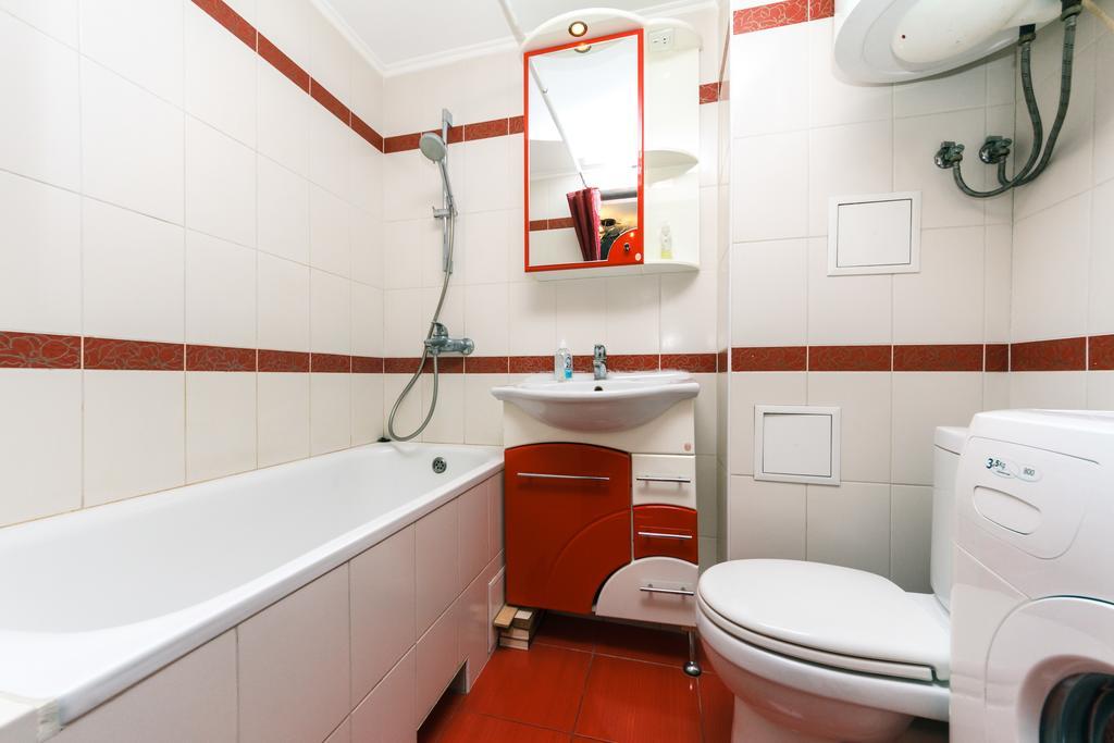 Apartment On Cheliabinska 19 Киев Экстерьер фото
