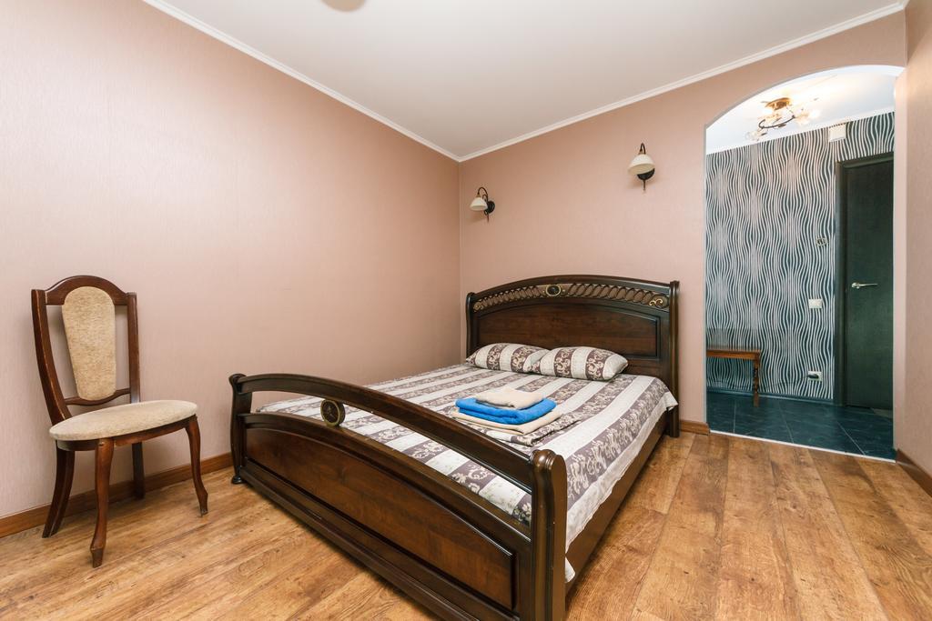Apartment On Cheliabinska 19 Киев Экстерьер фото